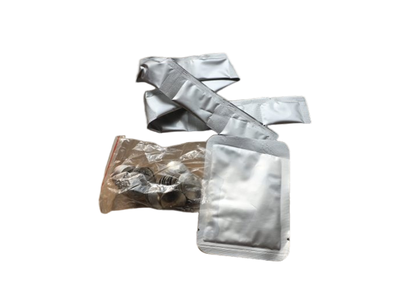 极化试片